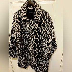 Snow Leopard Print Black & White Coat